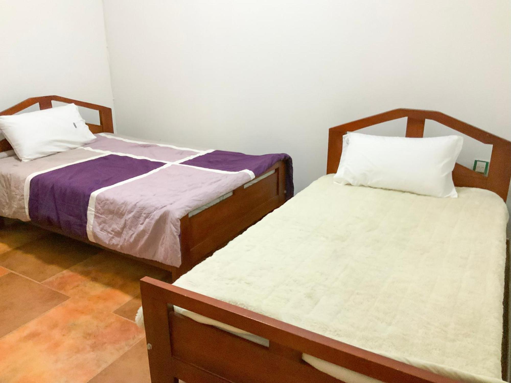Hendo Hotel Entebbe Bagian luar foto