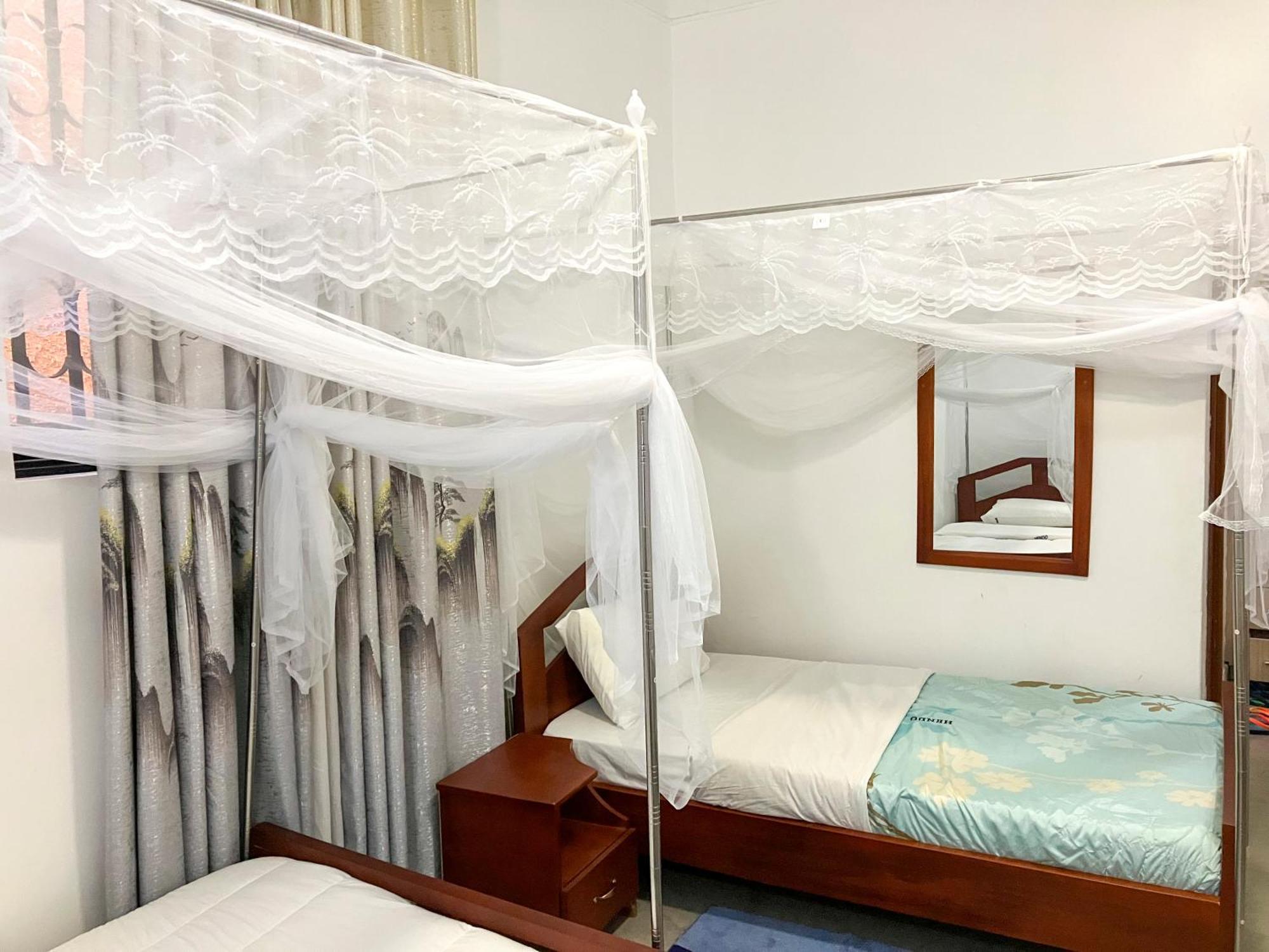 Hendo Hotel Entebbe Bagian luar foto